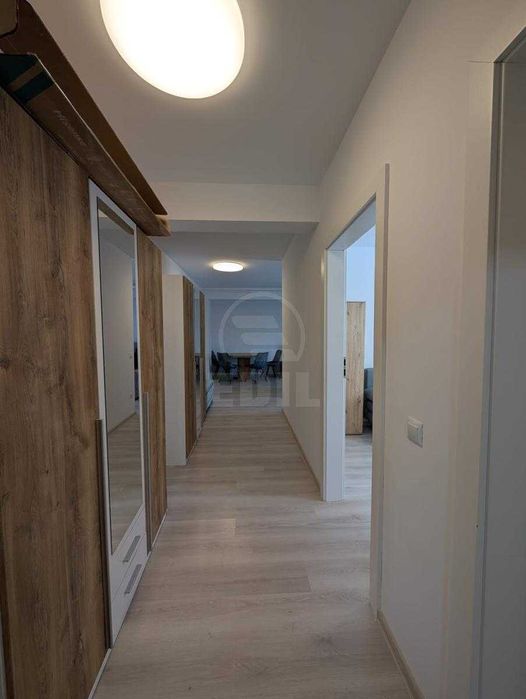 Apartament 3 camere la prima inchiriere
