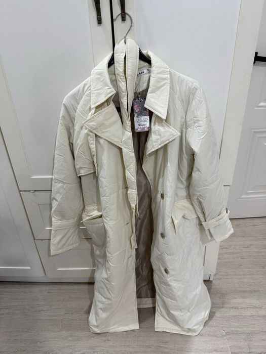 Продам плащ новый за 10000 тг