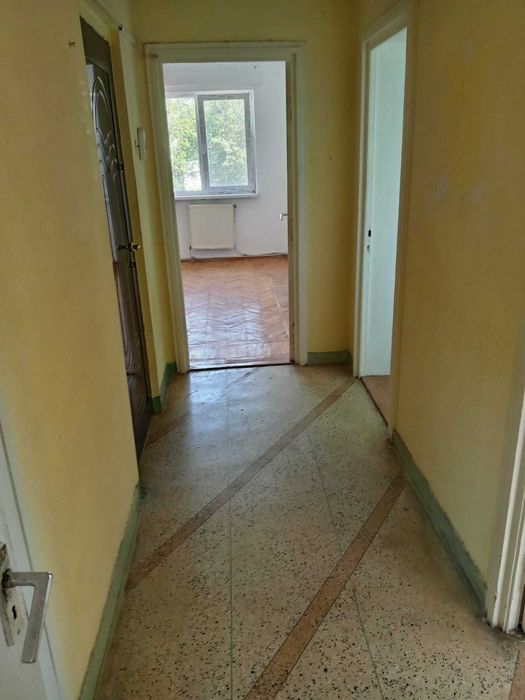 Apartament 3 camere - Liceul Mihai Eminescu- Bacău