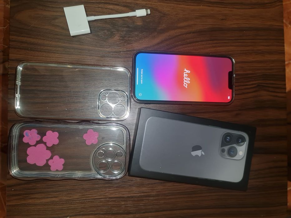 IPHINE 13 PRO 256 GB folosit foarte puțin este că nou