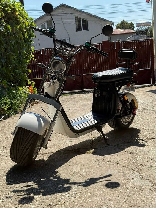 Scuter electric inmatriculat