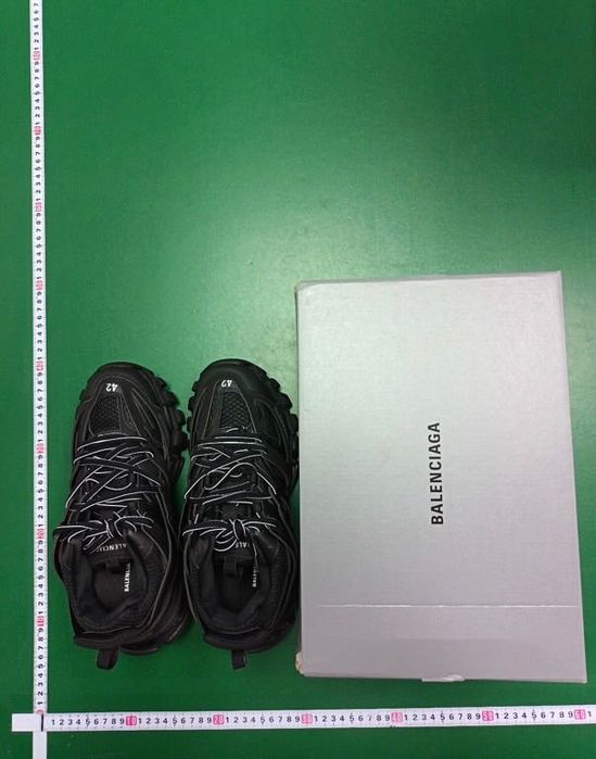 Balenciaga track 42 номер