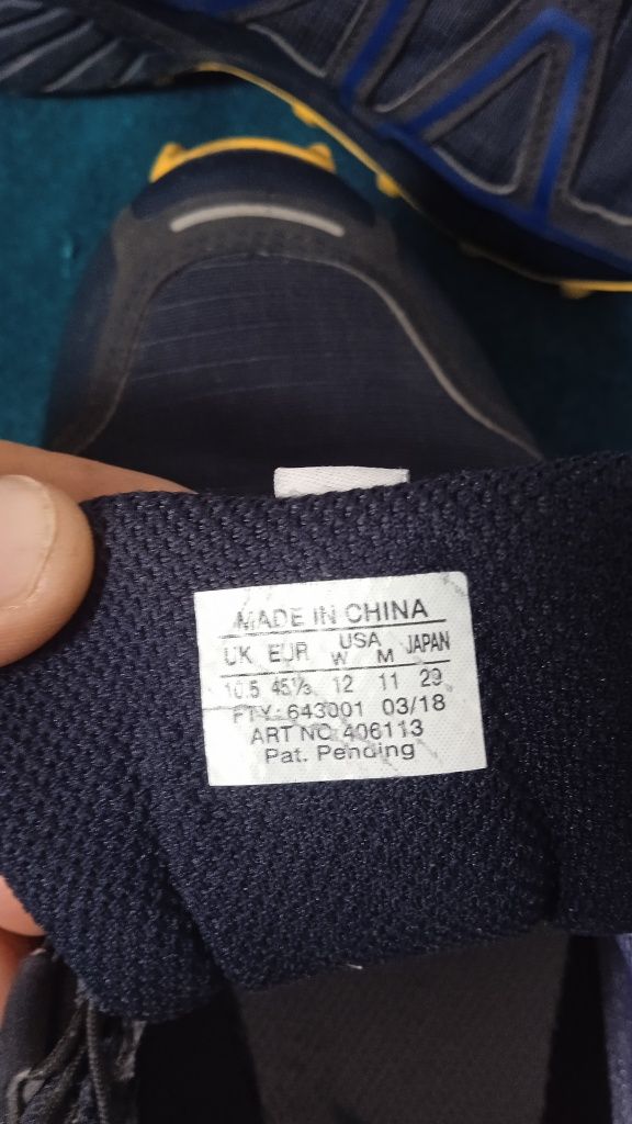 Продавам оригинални маратонки salomon 45 номер