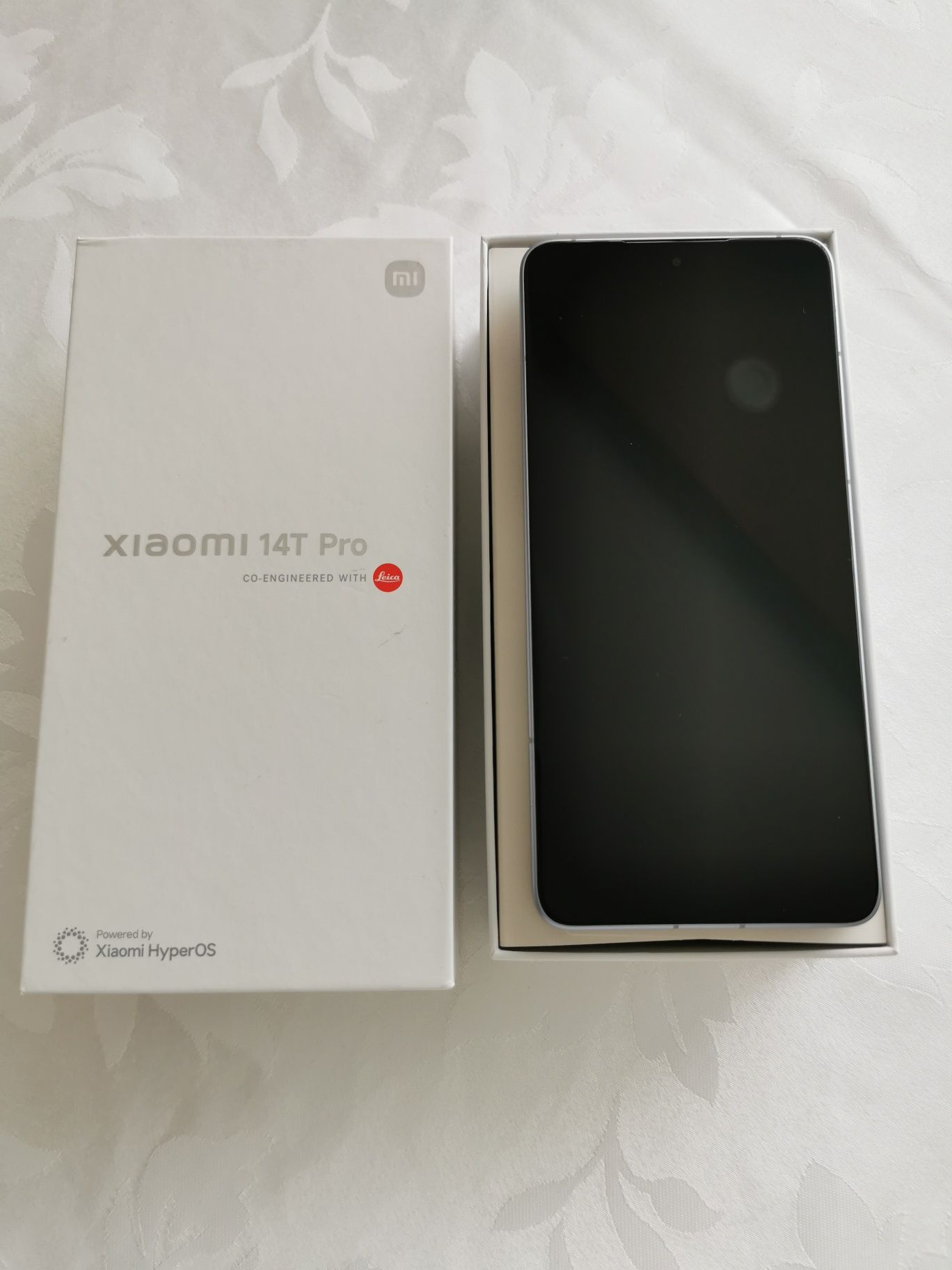 Продавам Xiaomi 14T pro 12Gb RAM  1024GB ROM.