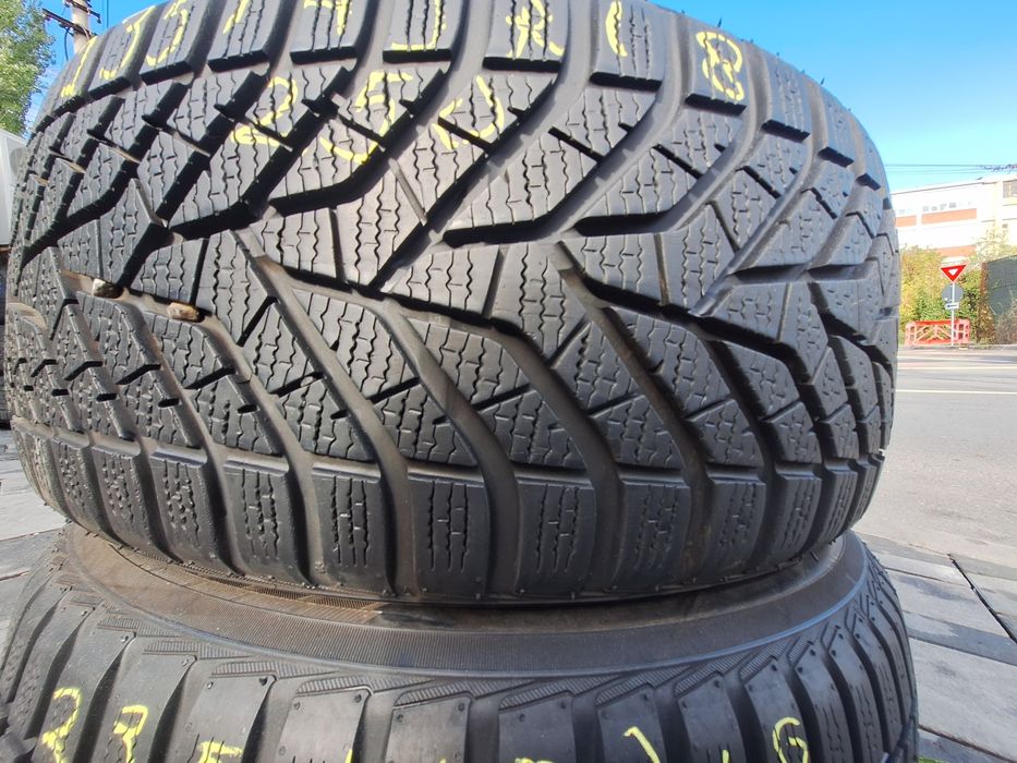 2 anvelope iarna 235/45r18 Yokohama Montaj Gratuit