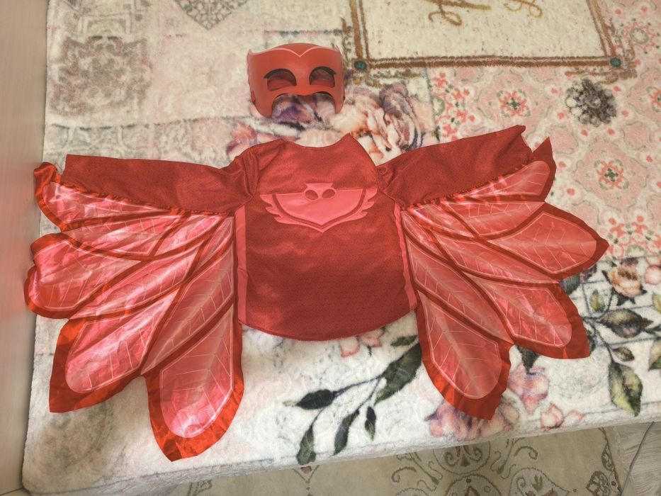 Costume Halloween fete 4-7 ani