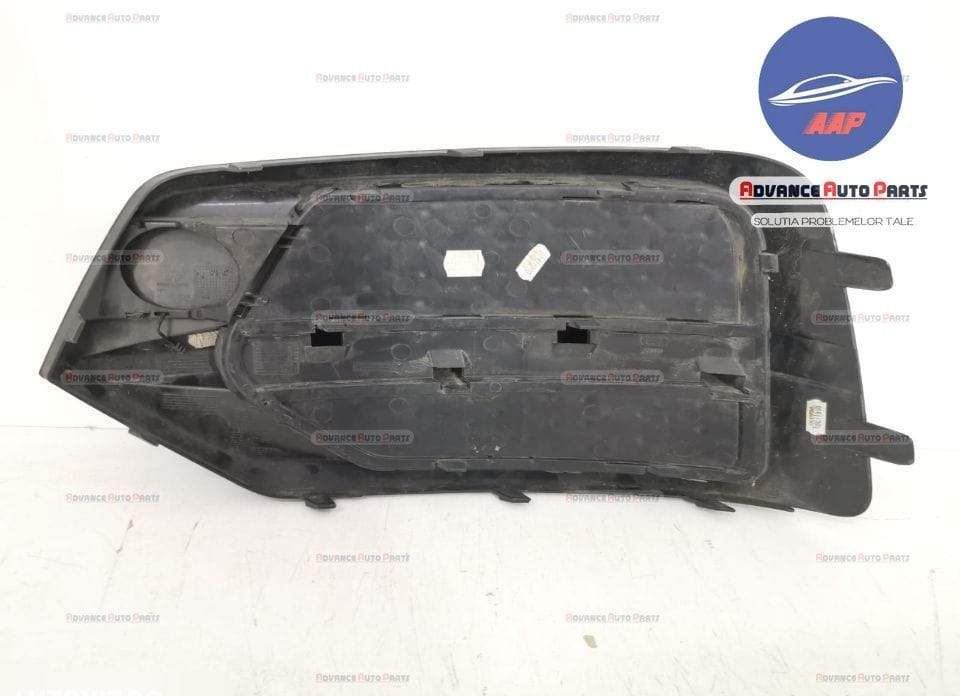 АудиКу3 / Audi Q3 Оригинална дясна решетка за предна светлина