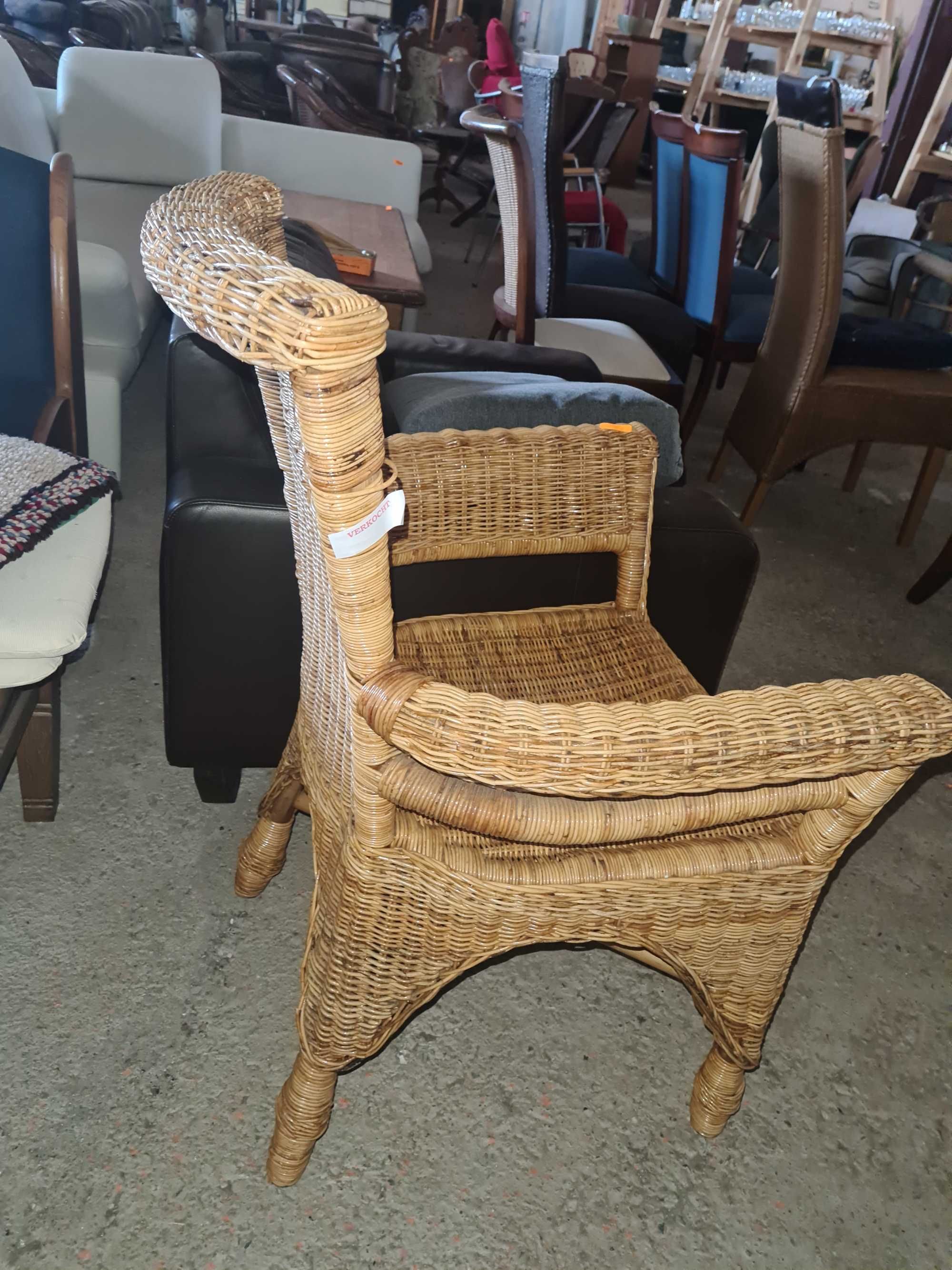 Стол кресло от ратан и бамбук внос от Европа