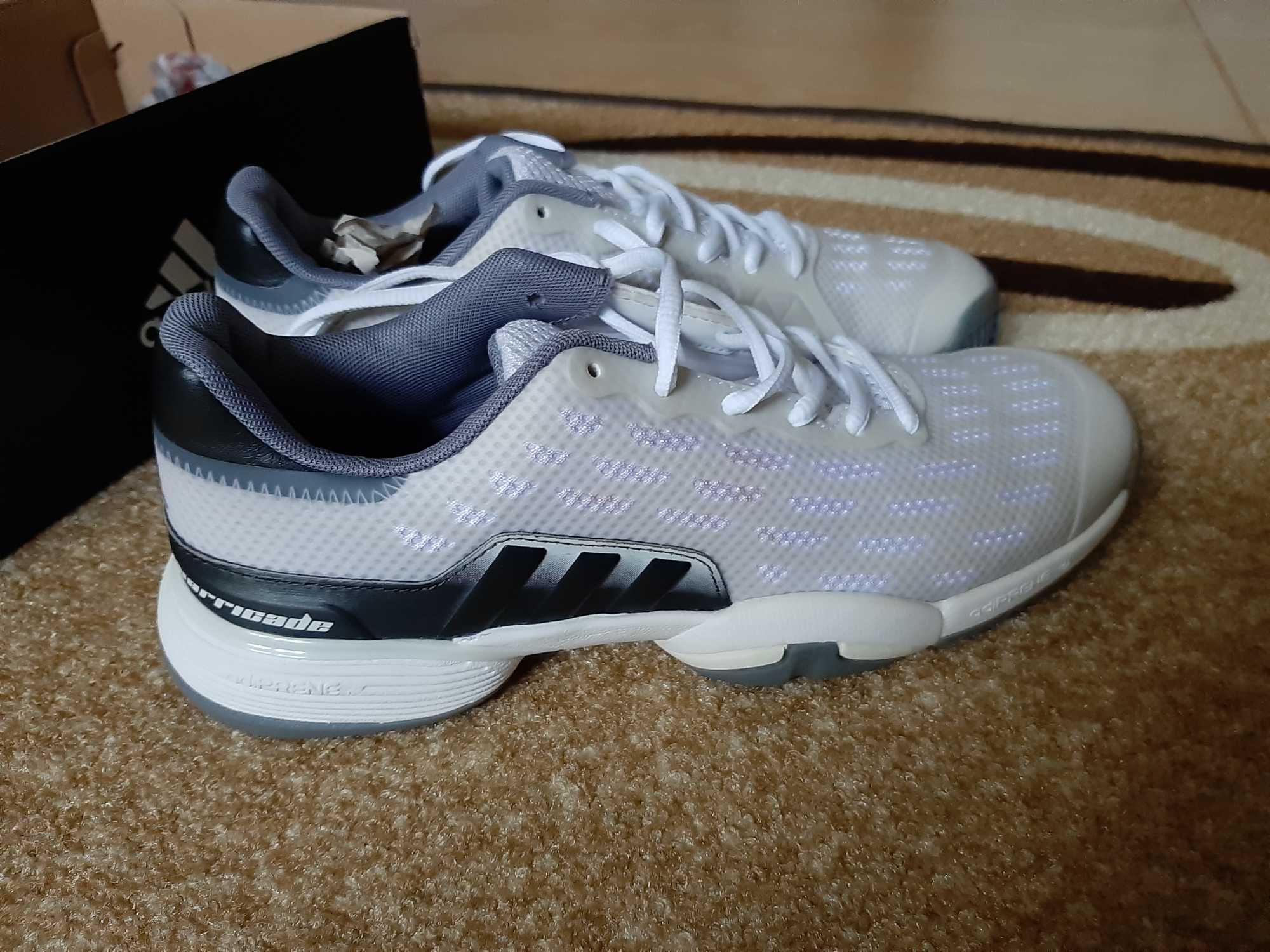 Women Adidas Trainers 5 Brand New (Женски) EU: 38 , UK: 5