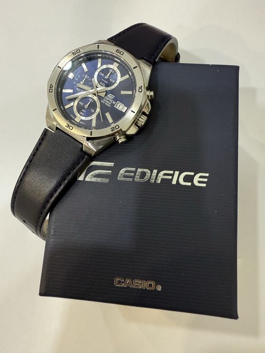Продам Наручные часы CASIO EDIFICE EFV-640L-2A