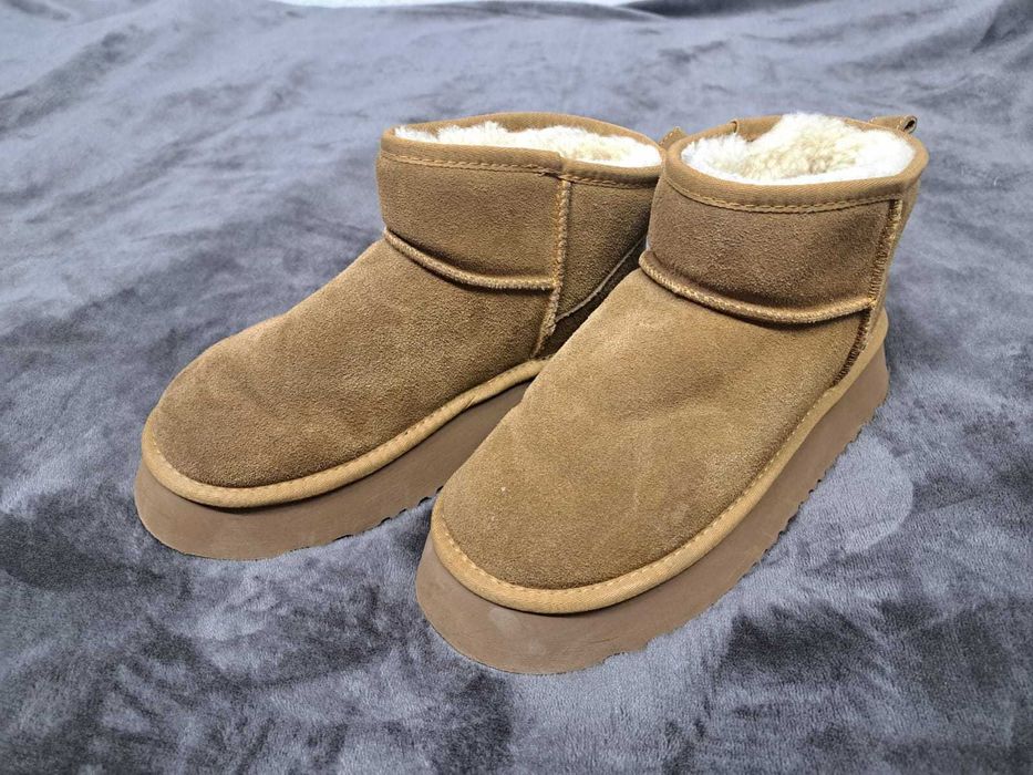 Продам уги женские, новые.