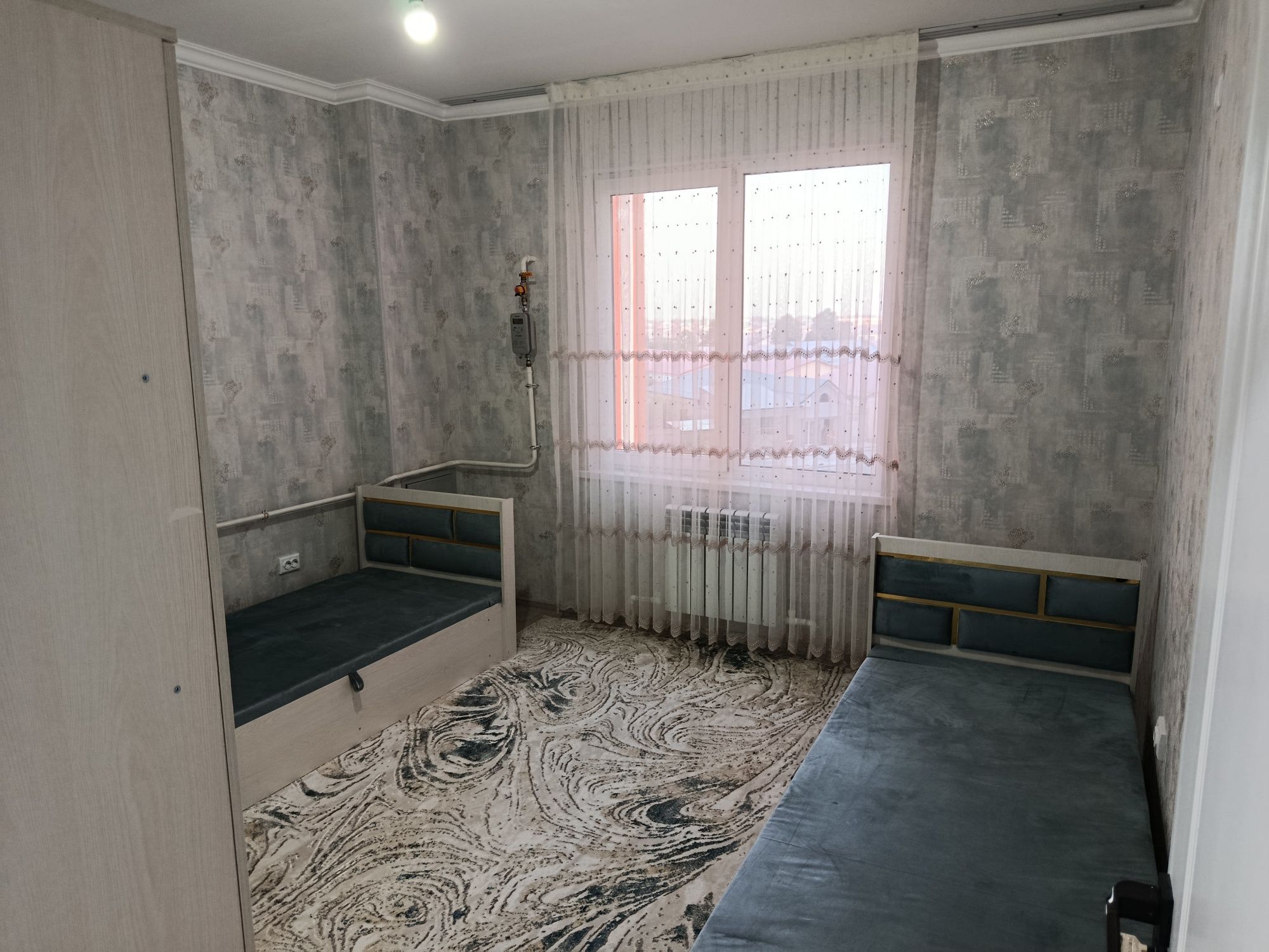 Uy ijaraga beriladi.Oilaga 
Toshkent shahar 
Bektemir tumani 
Suvsoz.