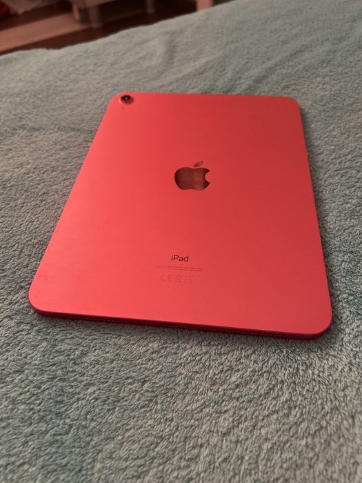 Vând Ipad 64Gb cutie+încărcător original