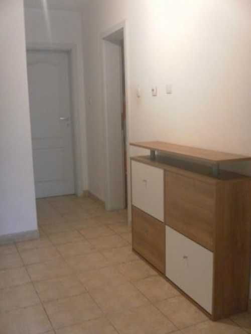 Дава се под наем Тристаен апартамент в София, Оборище - 95 кв.м за 425 € - Снимка #1