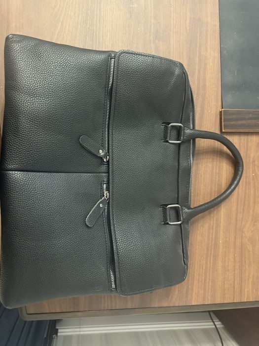 Офисная кожаная сумка для ноутбука и бумаг