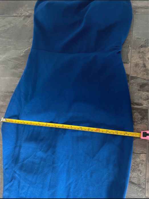 Rochie lunga tip sirena cu spatele gol