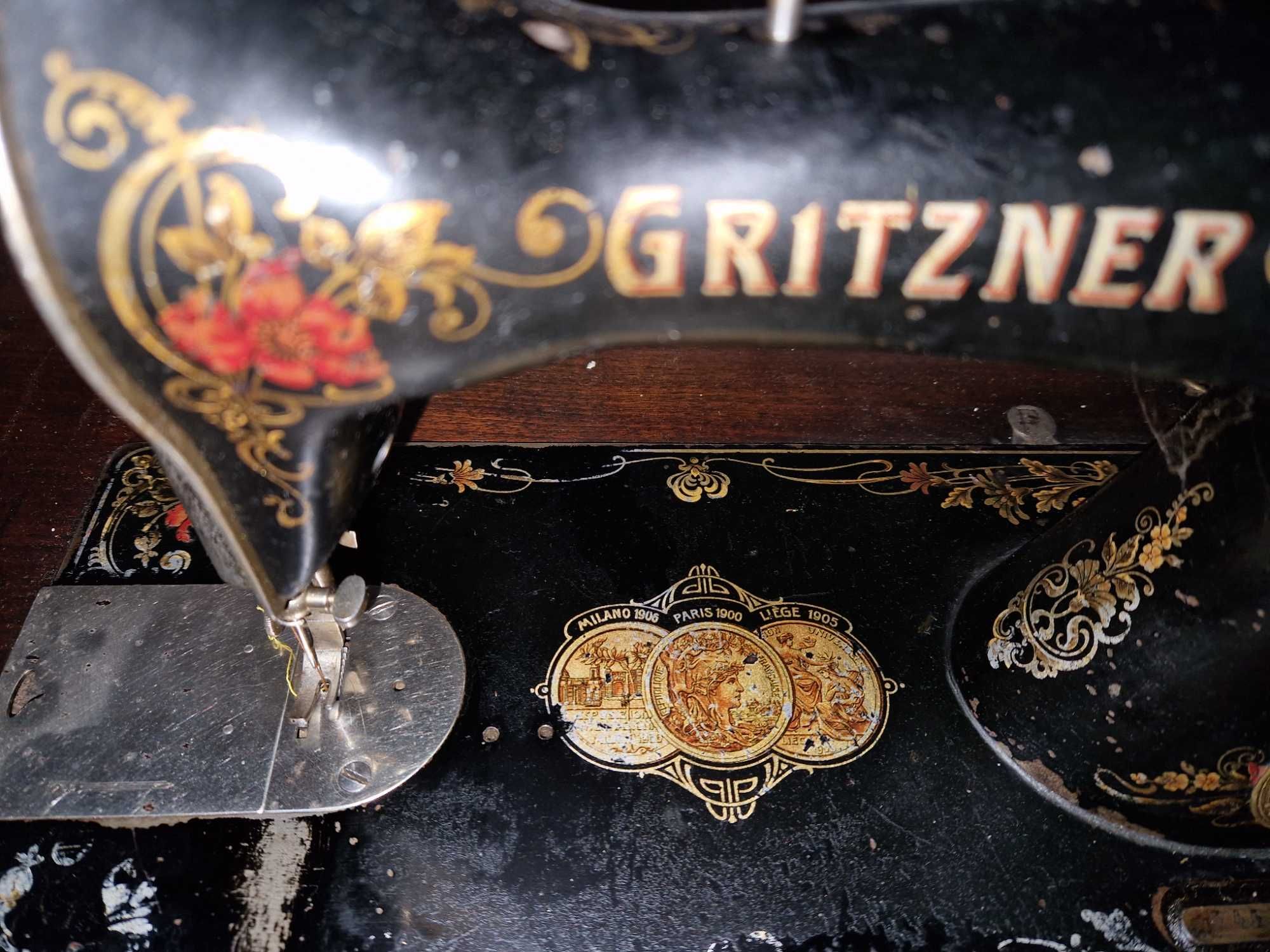 Vand masina de cusut veche Gritzner Durlach seria nr 3444624