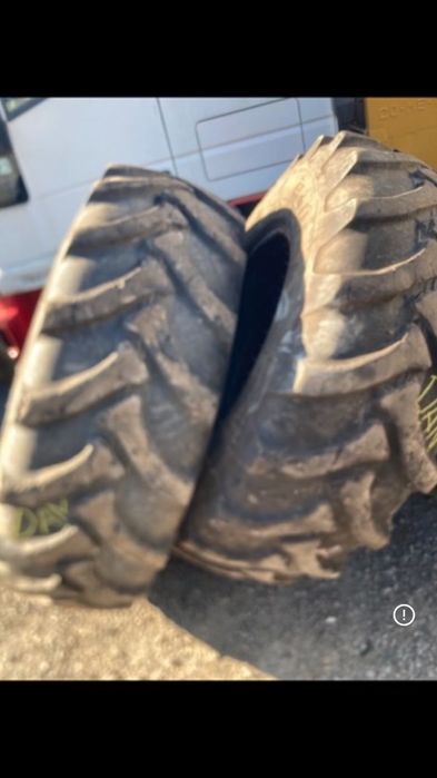 Roți caterpilar spate R 28 cu jante complet