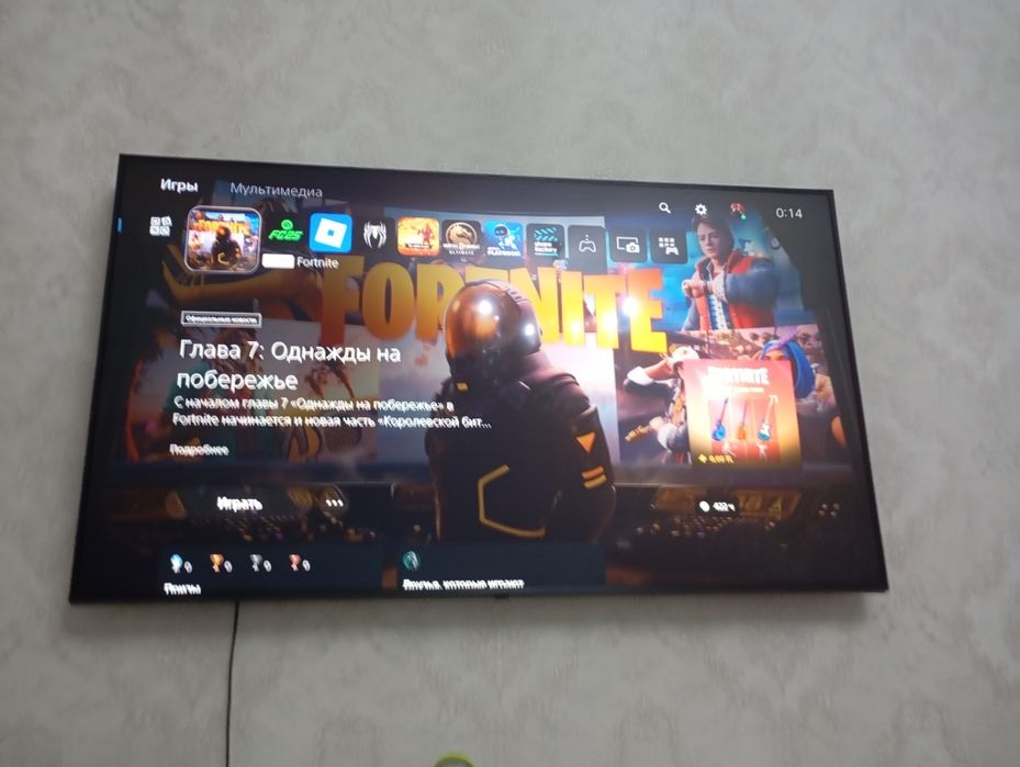 Продаю пс 5 в хорошем состояние с дисководом