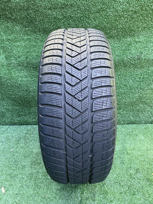 Anvelopa iarna Pirelli SottoZero3 winter 225 50 R17 98H Dot 4321 5,7mm