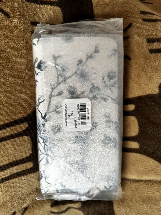 Portofel Victoria s Secret NOU cu etichetă