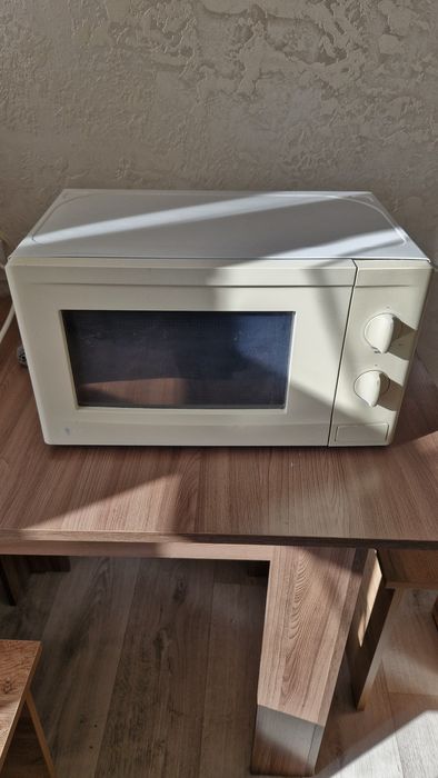 Продам микроволновую печь
