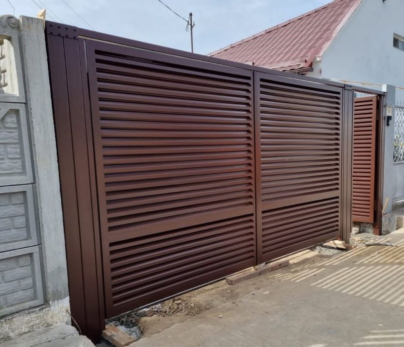 Vand garduri si porti