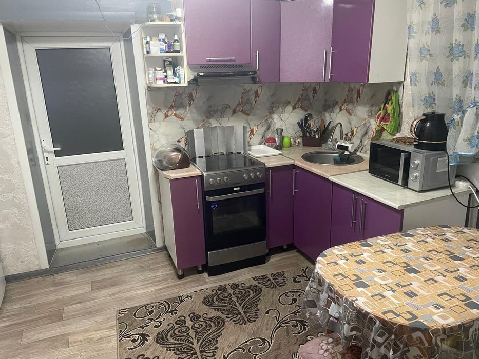 Продается кирпичный дом.