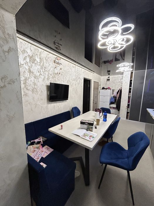 Vand apartament utilat complet