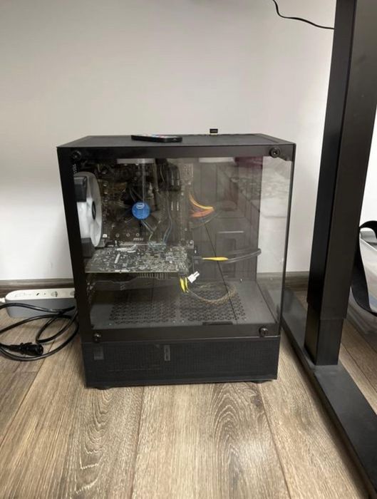 Vând pc în condiție foarte bună,nefolosit