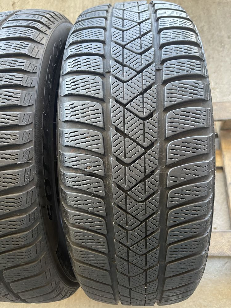 205/60R16 Pirelli Sottozero 3  6.73 mm