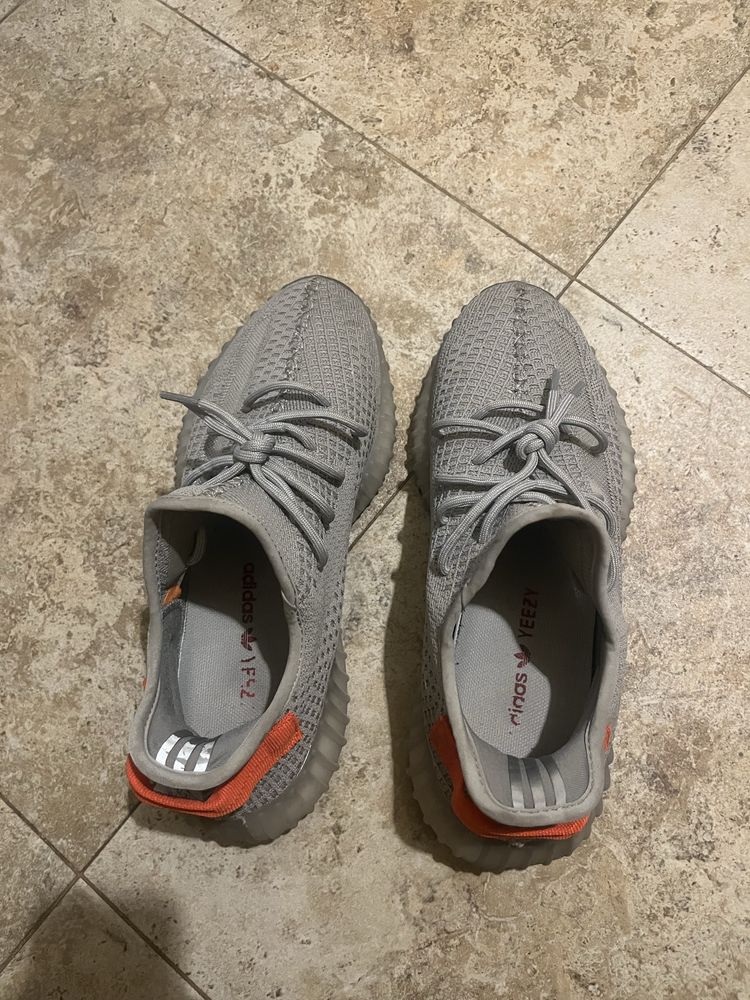 Adidas Yeezy Boost 350 V2 Tail Light