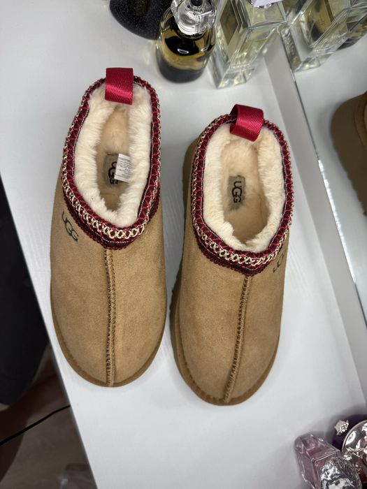 UGG Tazz marimea 38