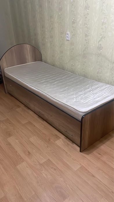 Продам кровать срочно