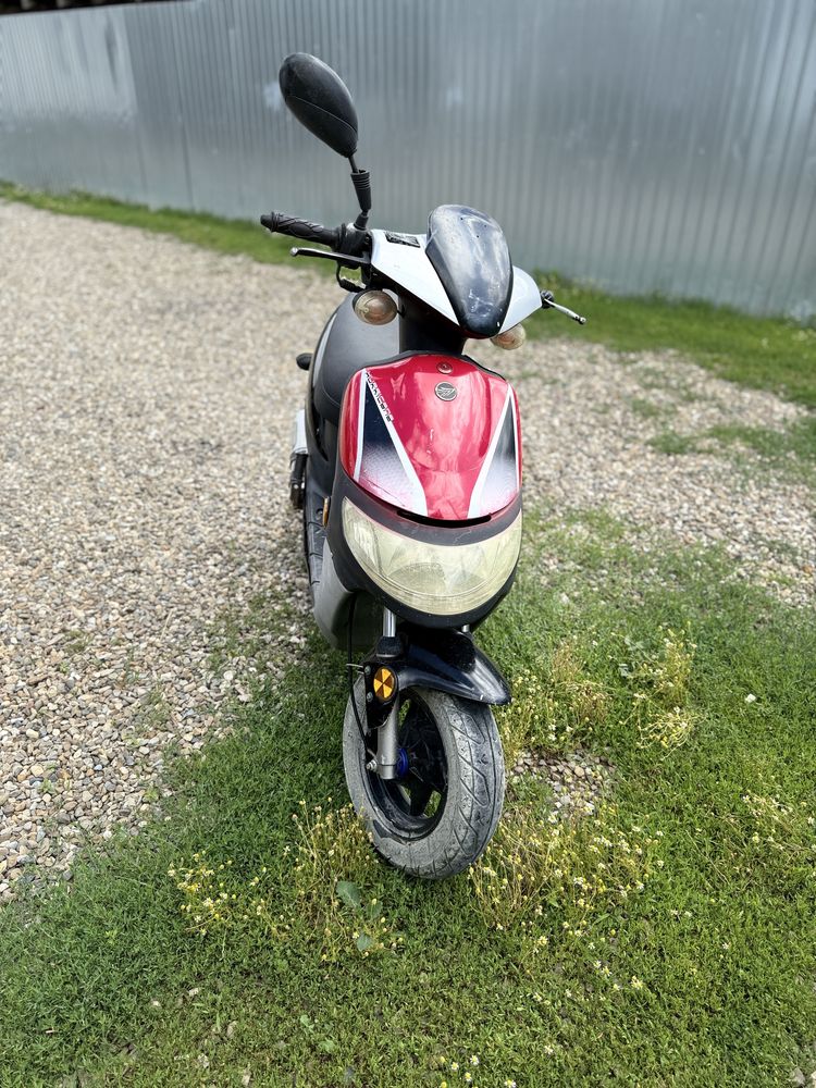 vand scuter keewai 49cc 2t