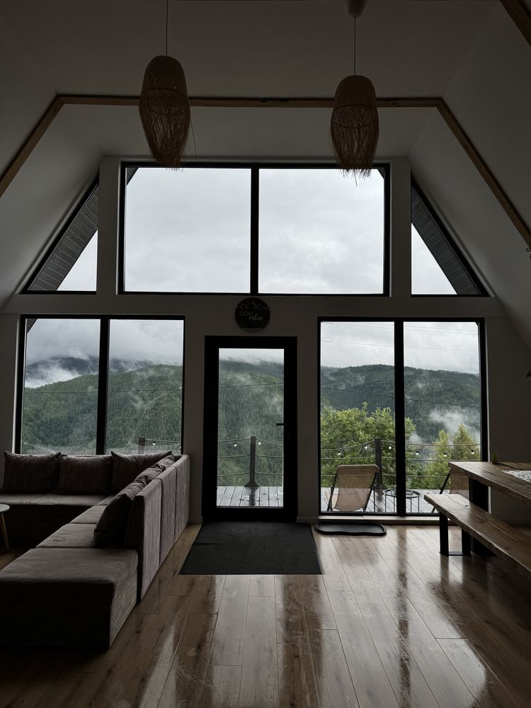 Inchiriere cabana Dom Cabin a-frame cu jacuzzi