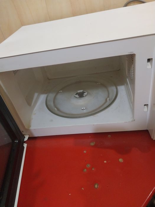 Микроволновка, на запчасти