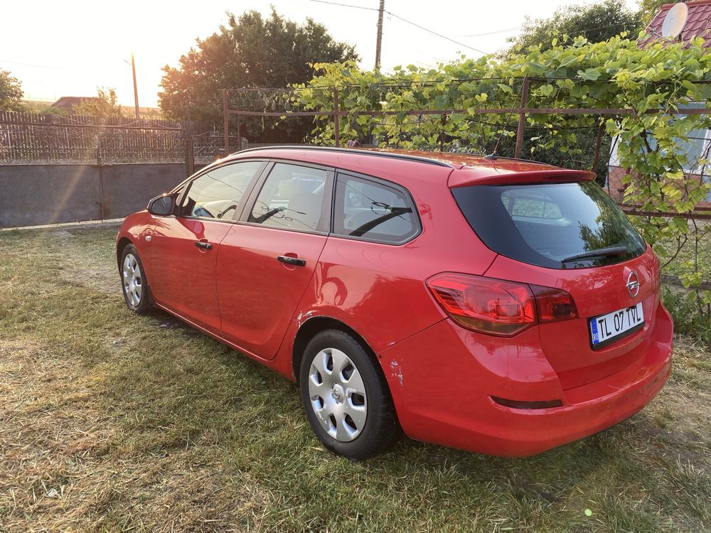 Opel astra j 2012