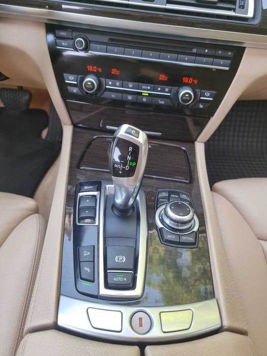 Vand BMW Seria 7 740 F01