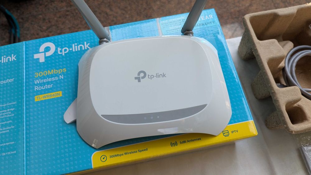 Router wireless 2.4 GHz TP-Link