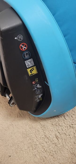 Scaun auto  maxi cosi de foarte bună calitate.