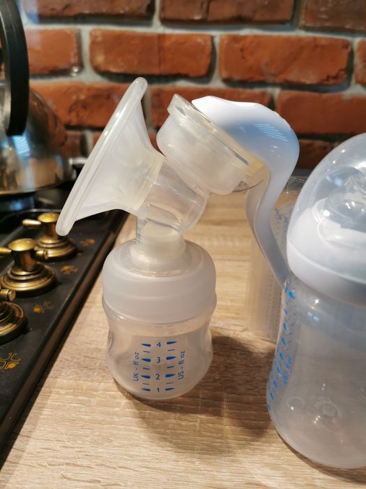 Pompa pentru mămici Avent Philips, în stare foarte bună,cutie completa