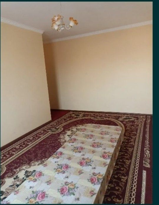 Urganch tumanida Qoromon qishlog'ida uy sotiladi.