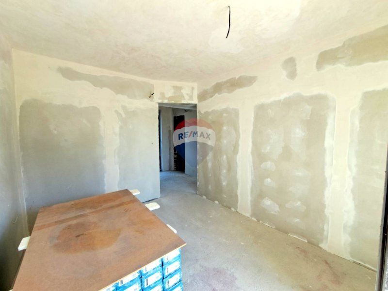 Продава се Мезонет в Варна, м-т Траката - 91 кв.м за 1396 €/кв.м - Снимка #2