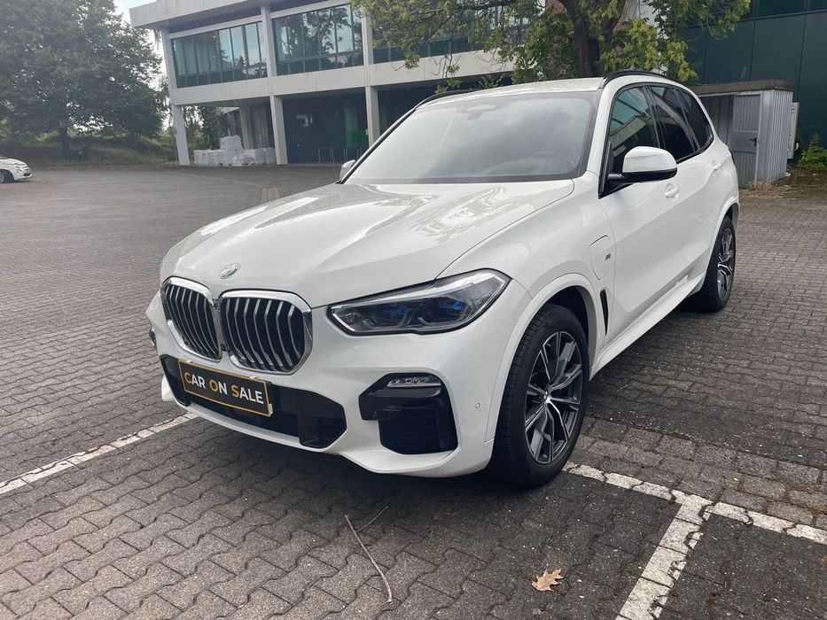 BMW X5 BMW 45e M-Packet Garantie, TVA deductibil , Finanatare