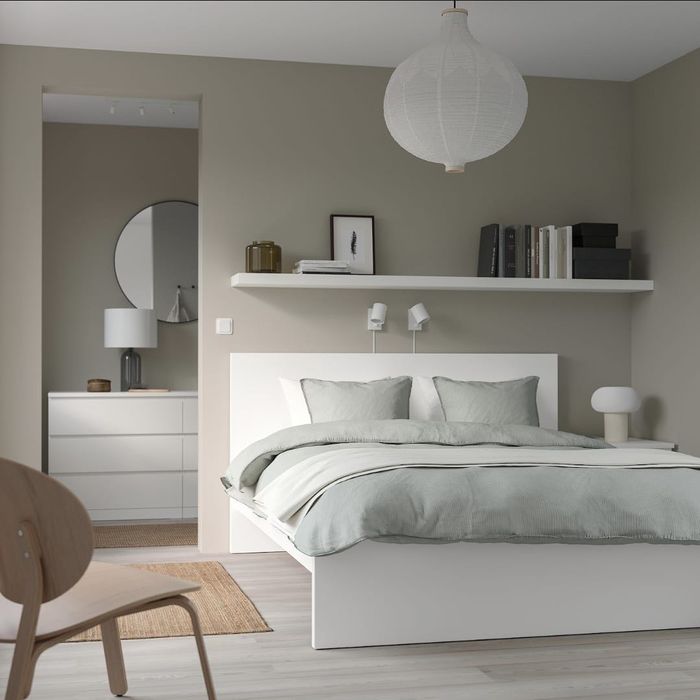 Pat Ikea 140x200 Malm cu tot cu somiera