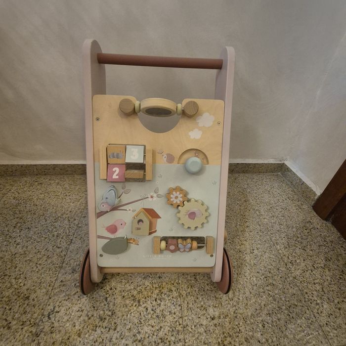 дървена проходилка на Little Dutch
Цена 70лв