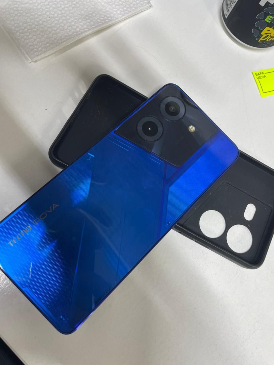 Продам смартфон Tecno Pova 5