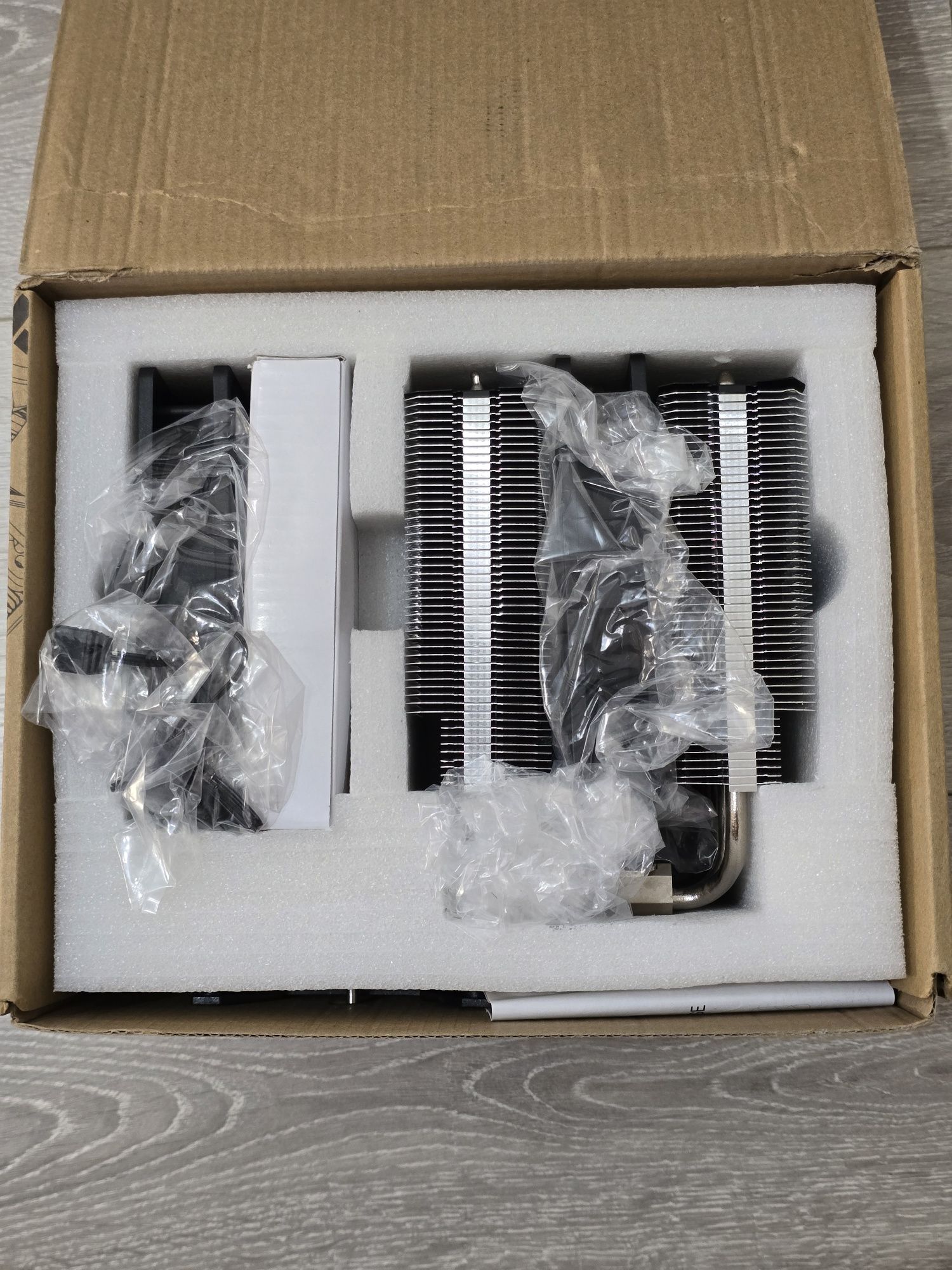 Cooler procesor Thermalright Peerless Assassin 120 SE ARGB – Nou