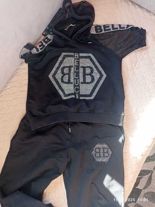 Продам женские вещи